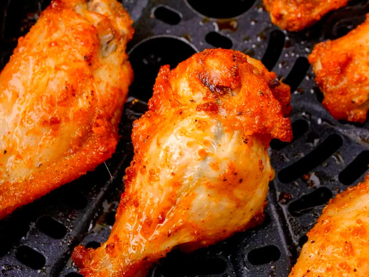 Easy Air Fryer Chicken Wings – Crispy in 25 Minutes