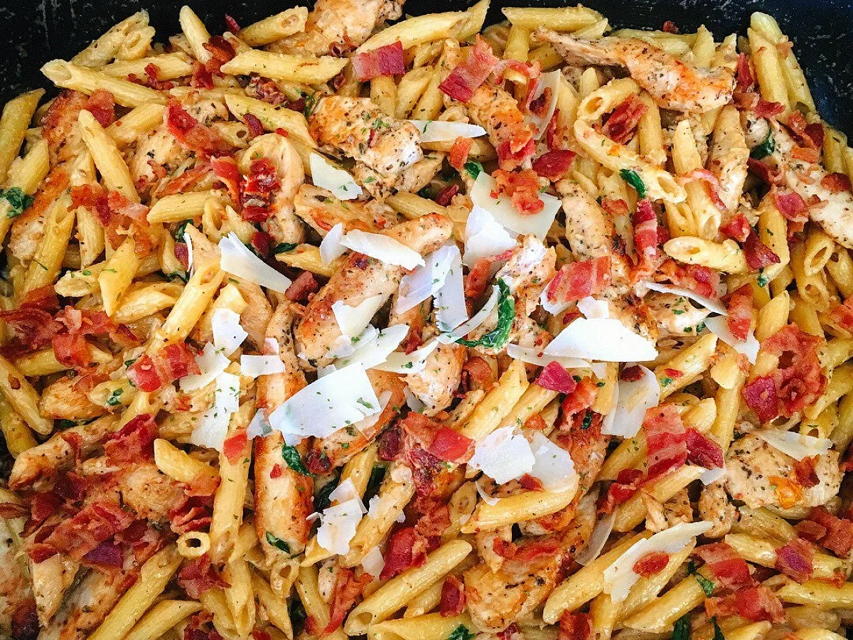 Creamy Chicken Penne Pasta, freshly made and ready to serve