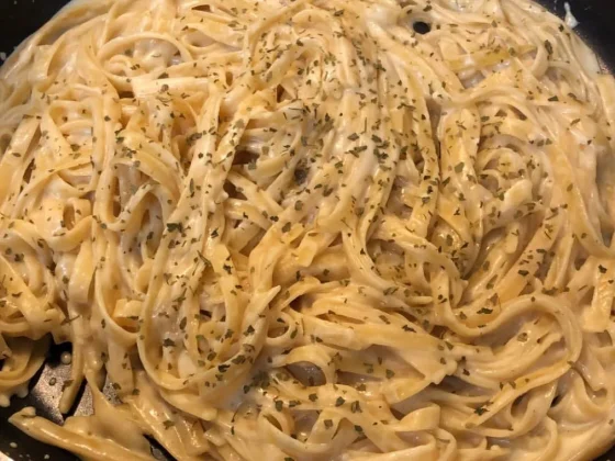 One-Pot Garlic Parmesan Pasta, freshly made and ready to serve